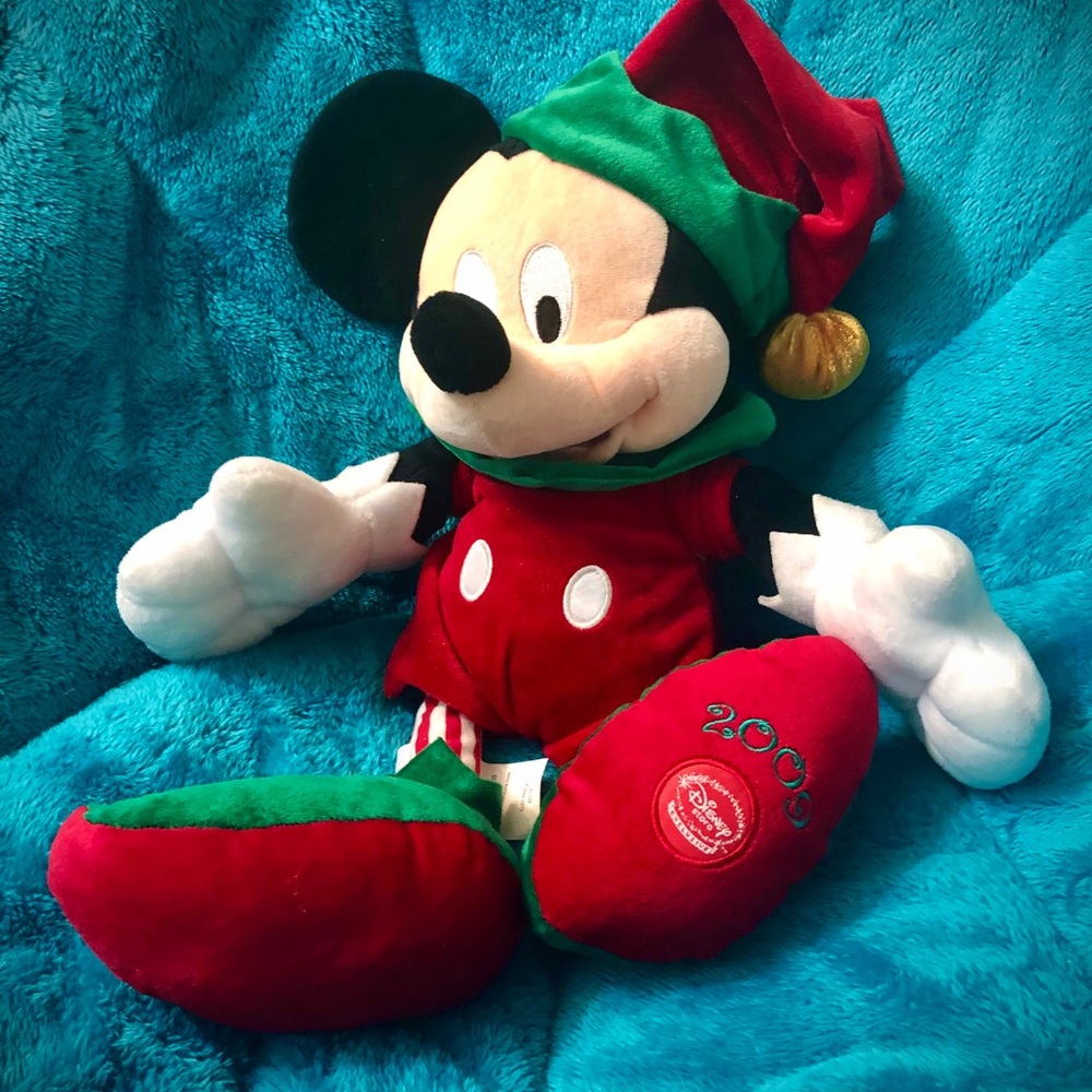 Disney 2009 Plush Christmas Mickey Mouse